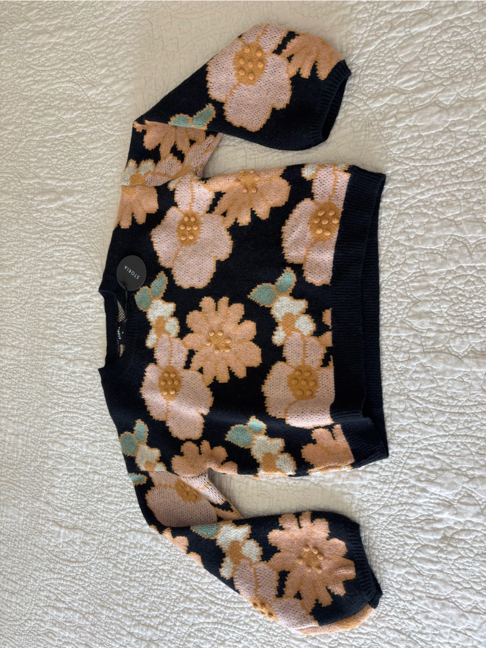 Storia NWT Black Floral Crewneck Sweater with Pink & Peach Blooms